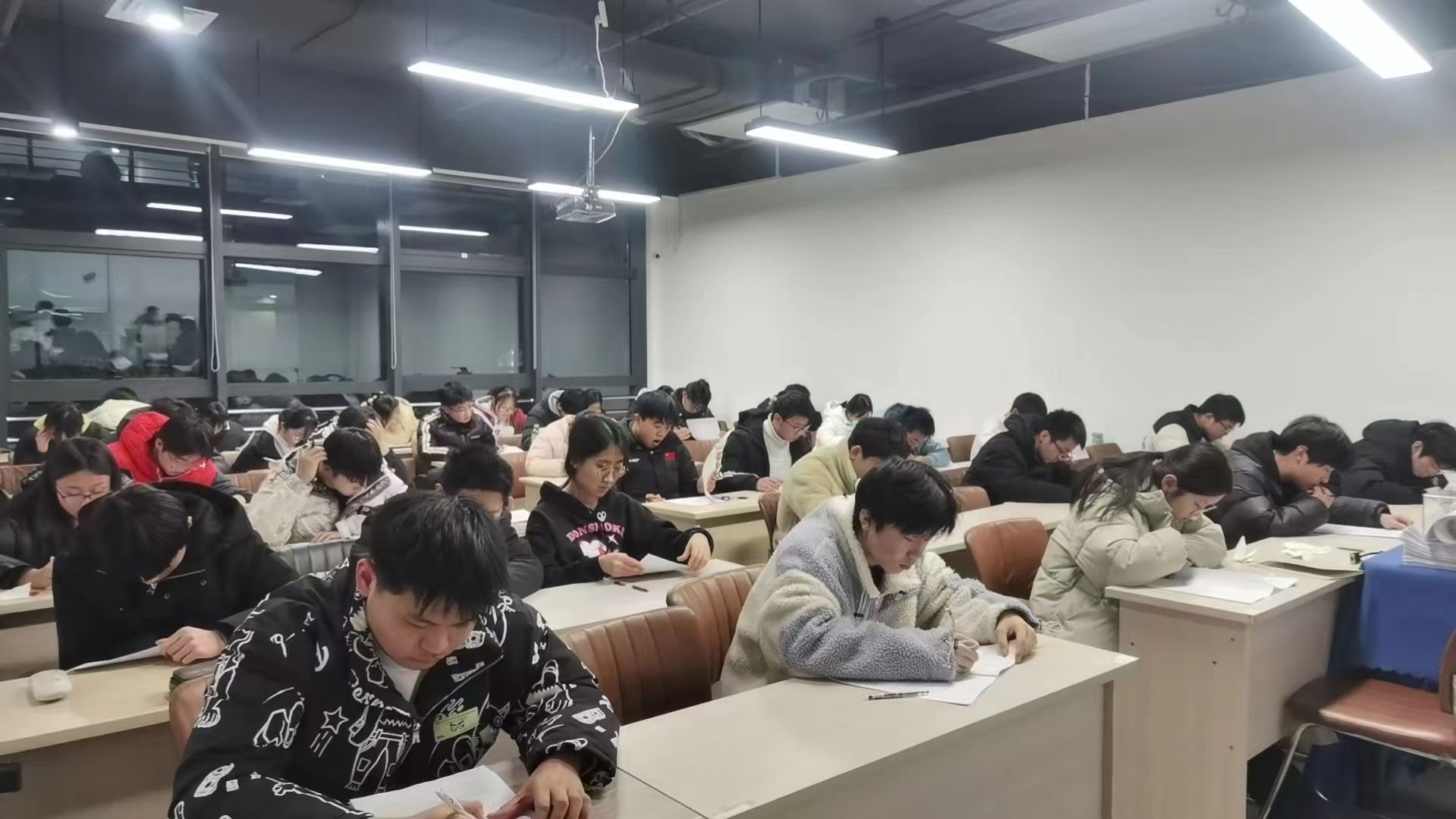 瀚宣博大五年制专转本提醒你 科学备考 效率加倍