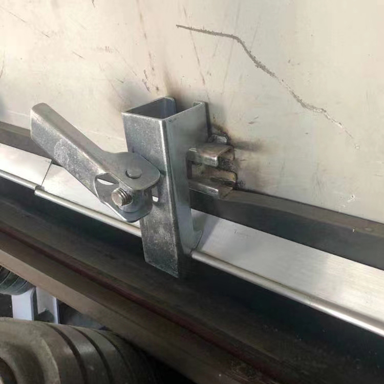 不锈钢夹持器 挡煤皮子夹持器角铝卡扣 新型夹子