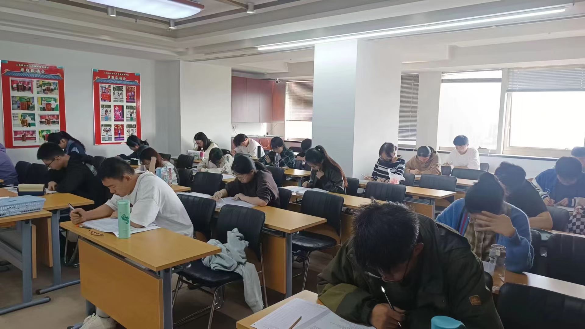 办学17年专业机构瀚宣博大为你解开学习误区