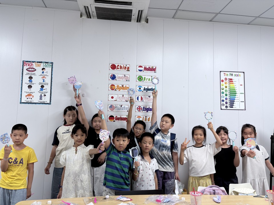 专注创造,“镜”彩成长!苏州青少年奶油胶DIY体验课招募中 专注创造,“镜”彩成长!苏州青少年奶油胶DIY体验课招募中