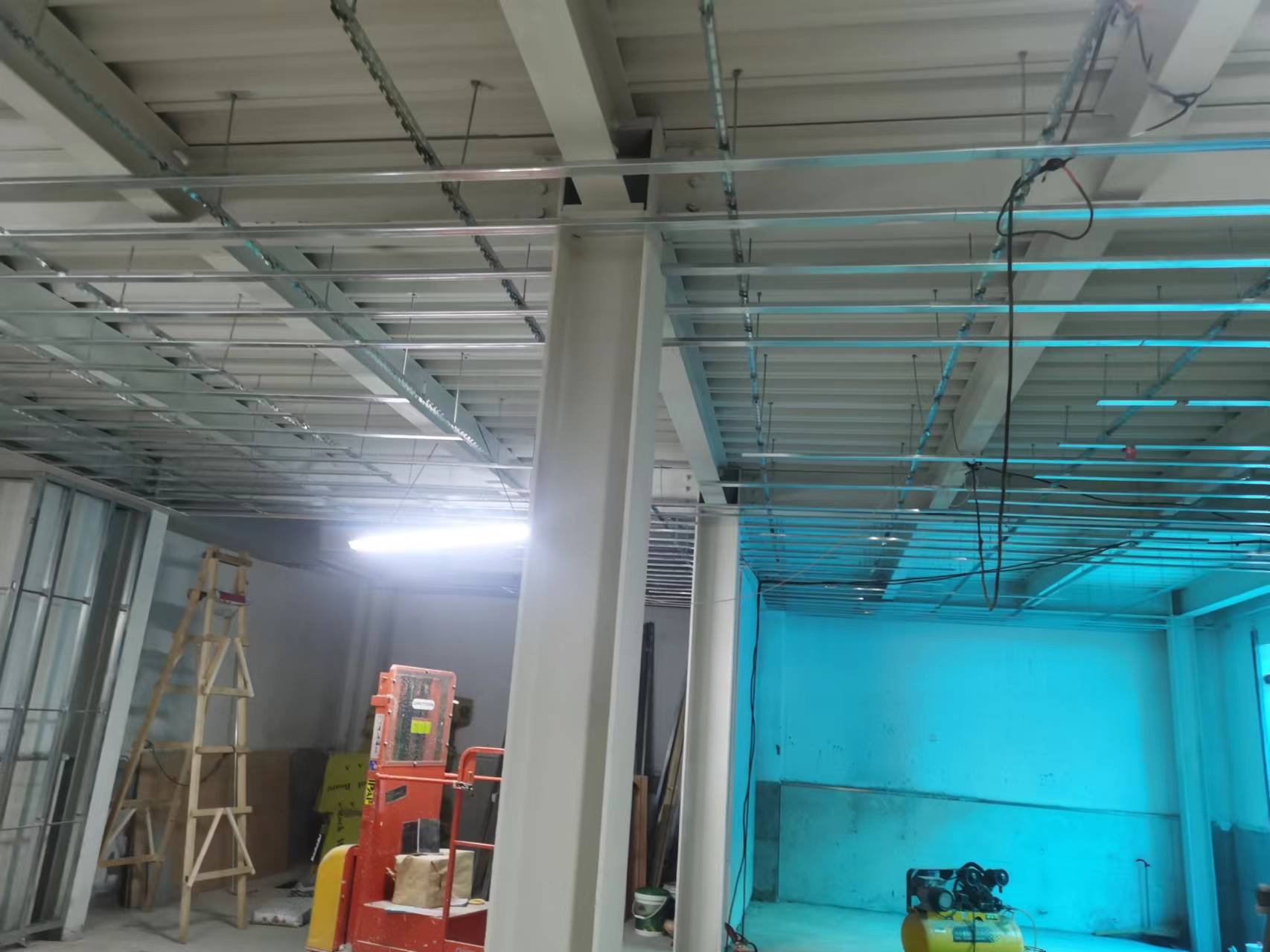 厂房钢结构隔层搭建，室内阁楼二层扩建钢结构阁楼加层