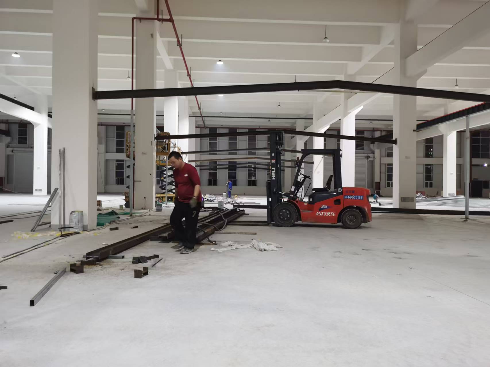 室内改造钢结构夹层，底商扩建阁楼二层搭建钢结构平台