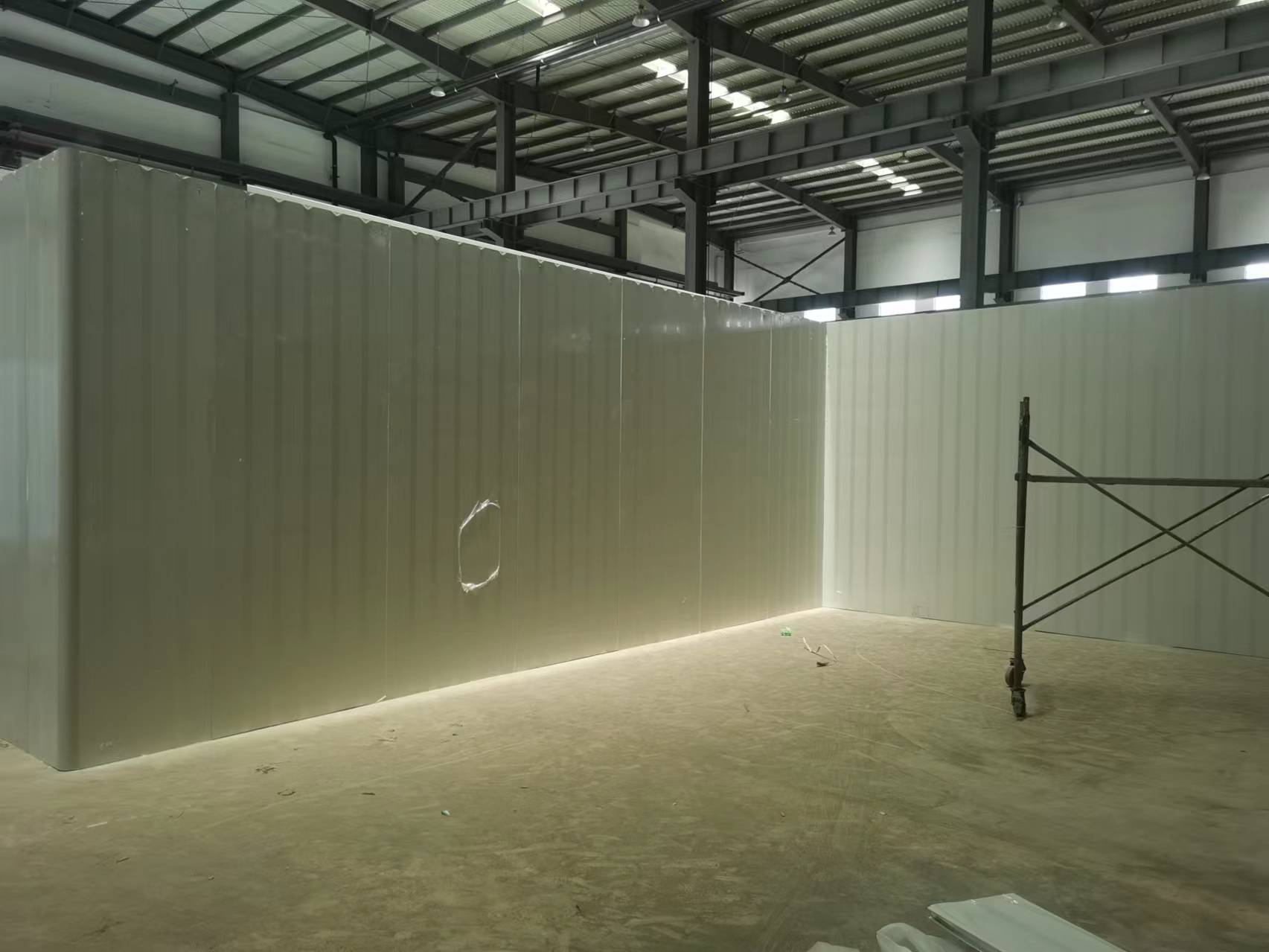 安装彩钢车棚,搭建彩钢洁净板房,制作彩钢围挡板 安装彩钢车棚,搭建彩钢洁净板房,制作彩钢围挡板